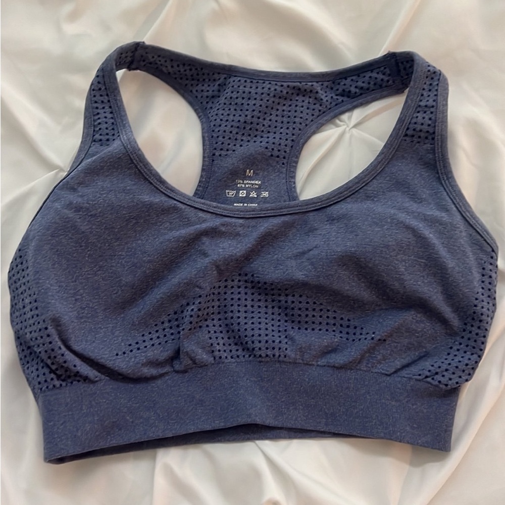 NVGTN sports bra